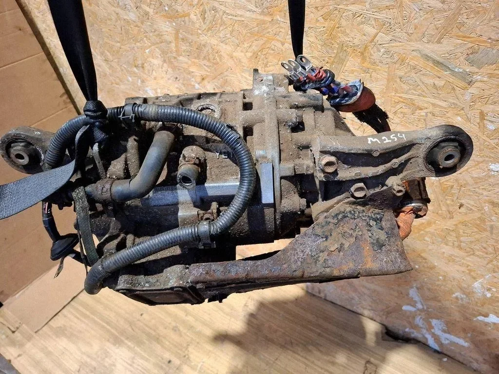 Differential MITSUBISHI OUTLANDER III 2.0 Diesel image 2