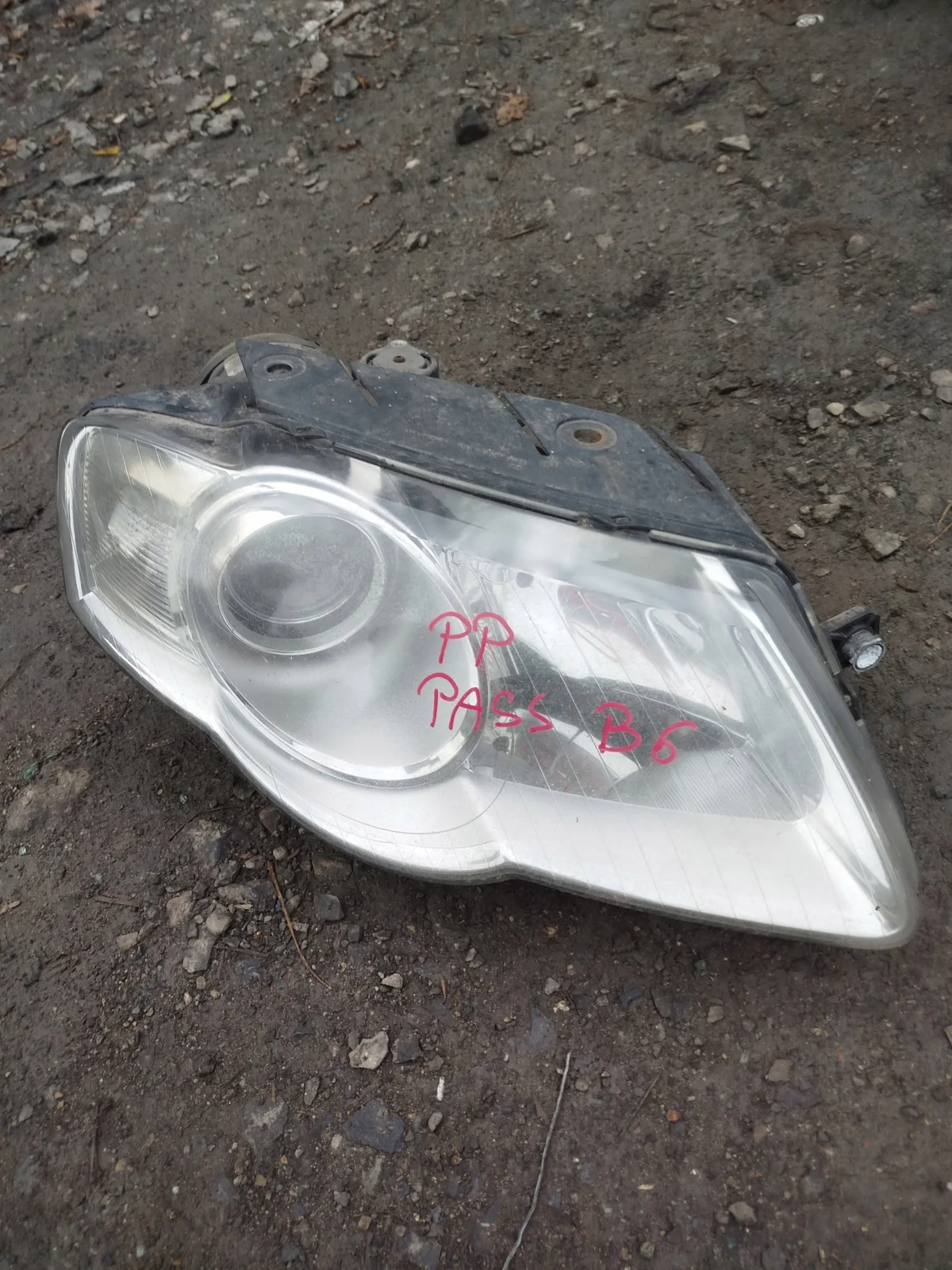 VW Passat B6 Scheinwerfer Rechts 3C0941006S image 3