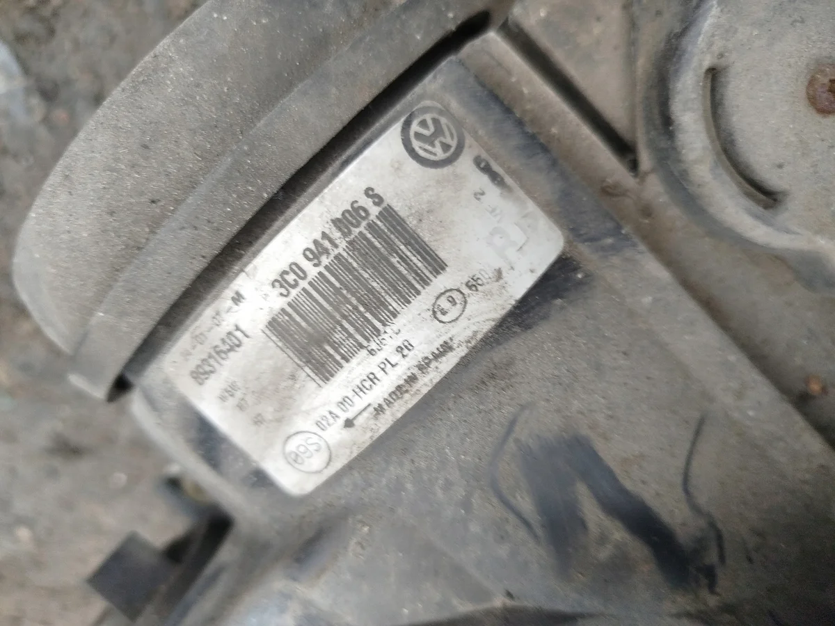 VW Passat B6 Scheinwerfer Rechts 3C0941006S image 8