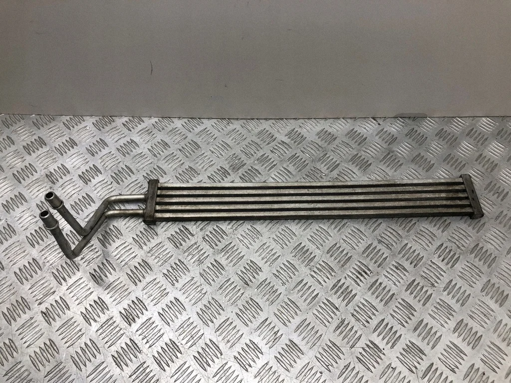 Kühler Servolenkung BMW 7 F01 F02 F03 F04 W6470002