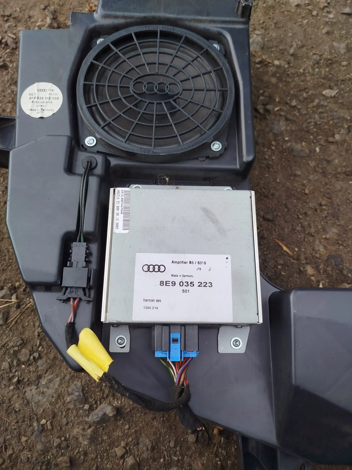 Subwoofer Audi A4 B6 8E9035382 image 4