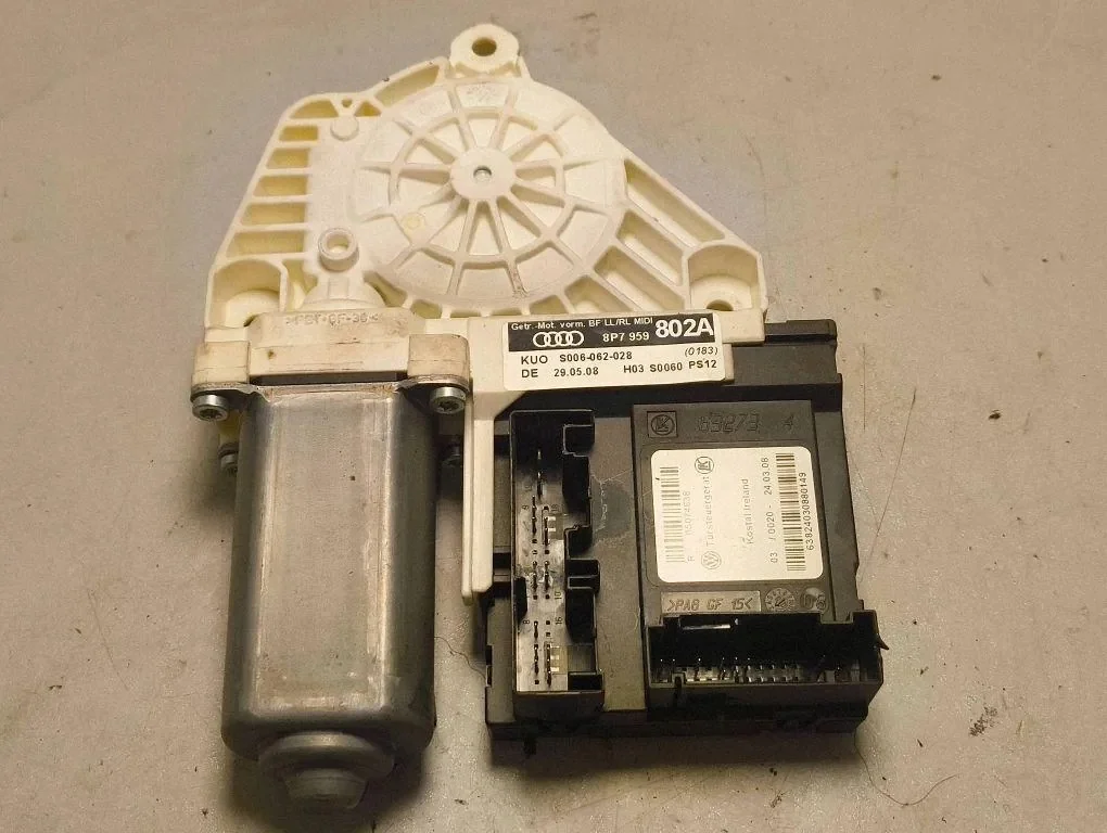 Moteur lève-vitre Audi A3 Sportback 8PA