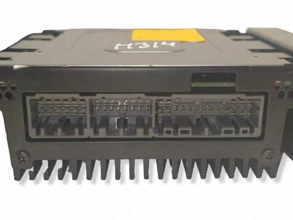 Amplificador Hyundai i40 963703z101 AMP80VFR image 3