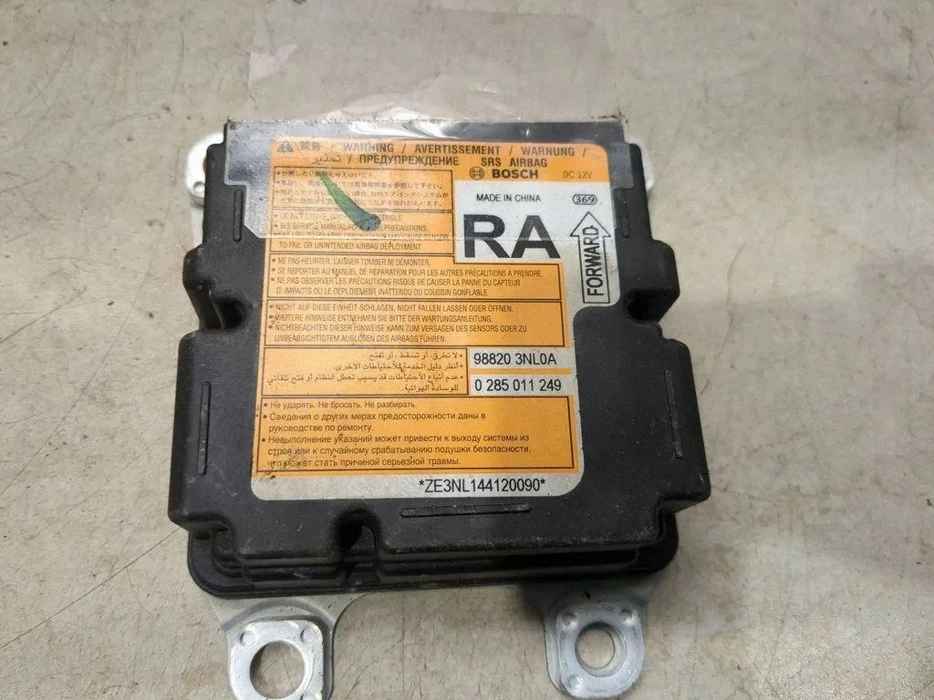 Airbag-Modul Nissan Leaf ZE0 gebraucht image 2