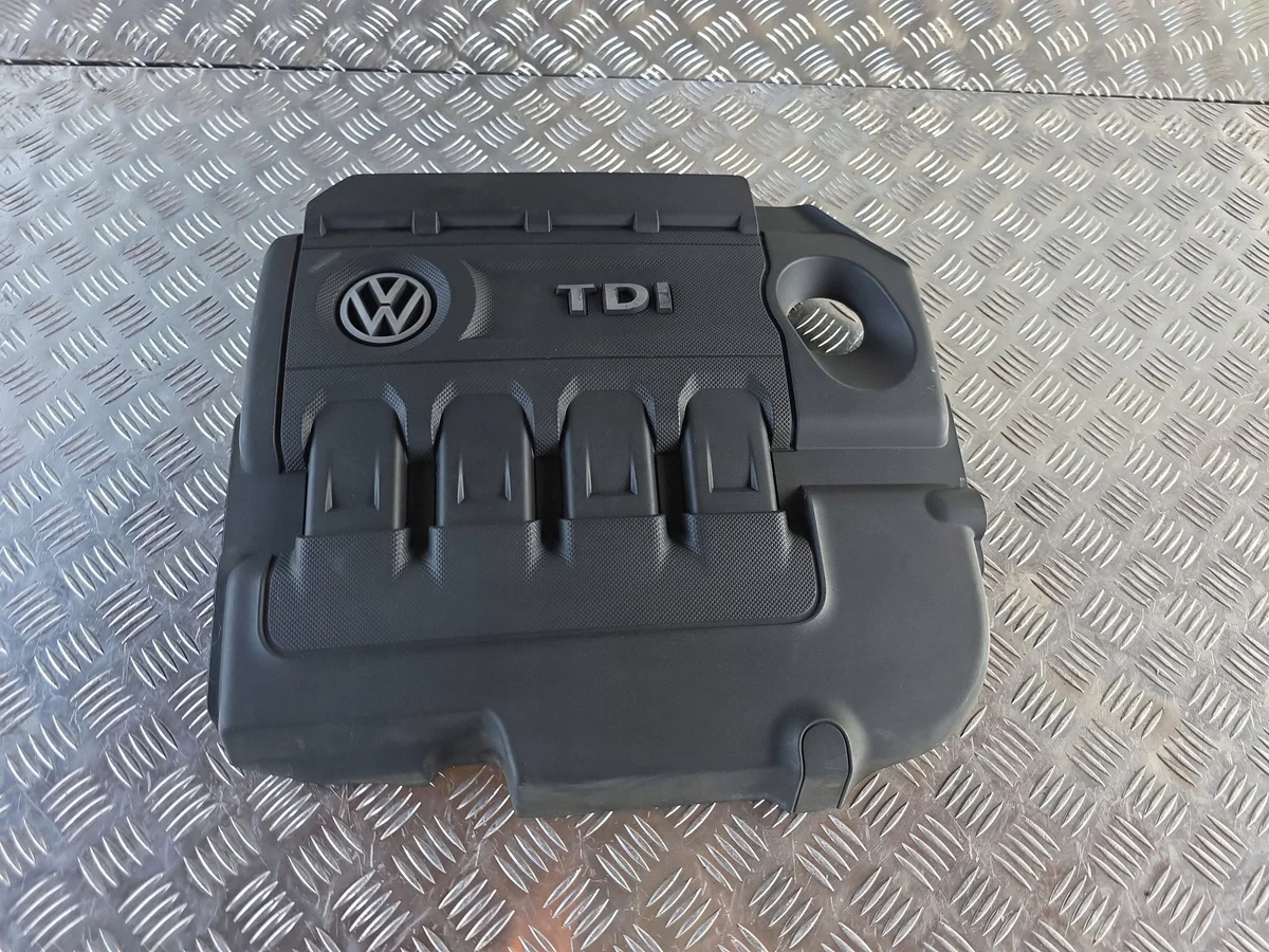 VW 04L103954T Motorabdeckung gebraucht image 3