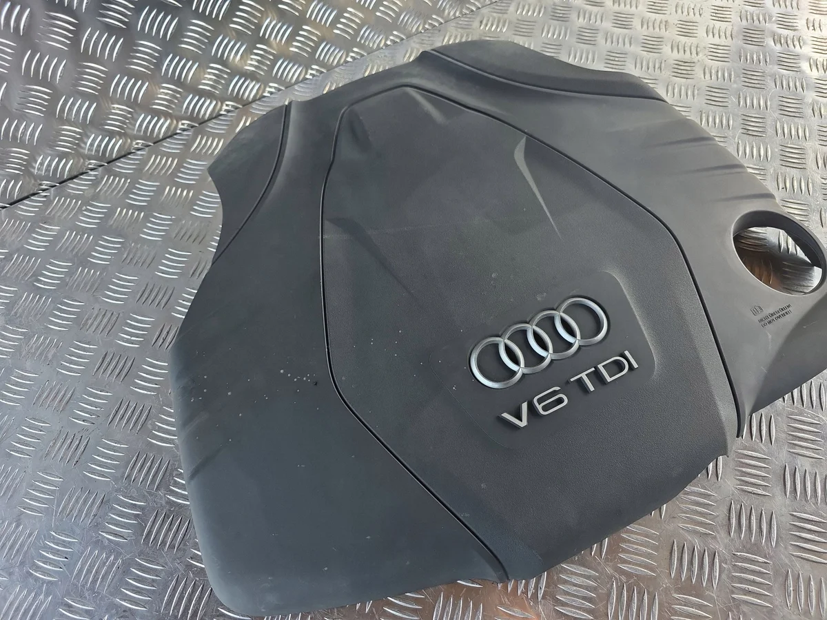 Audi 059103925BE Motorabdeckung gebraucht image 4