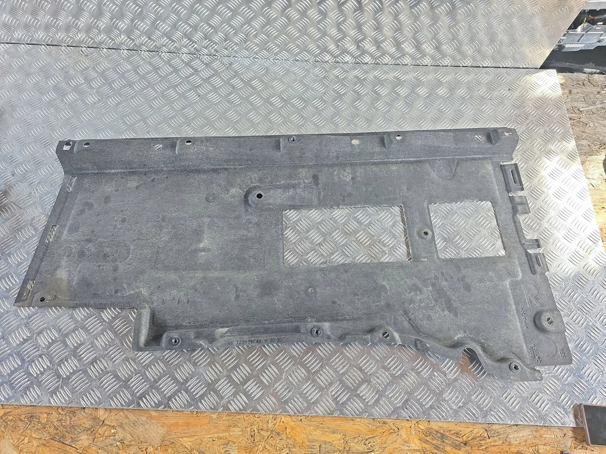 Audi A6 C7 Cubierta Inferior 4G0825208D