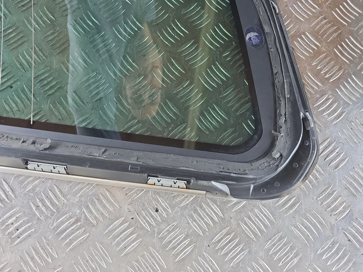 Seitenfenster hinten Volvo XC70 30716753 image 4