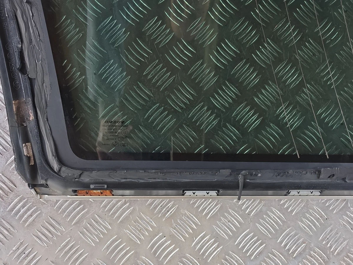 Seitenfenster hinten Volvo XC70 30716753 image 6