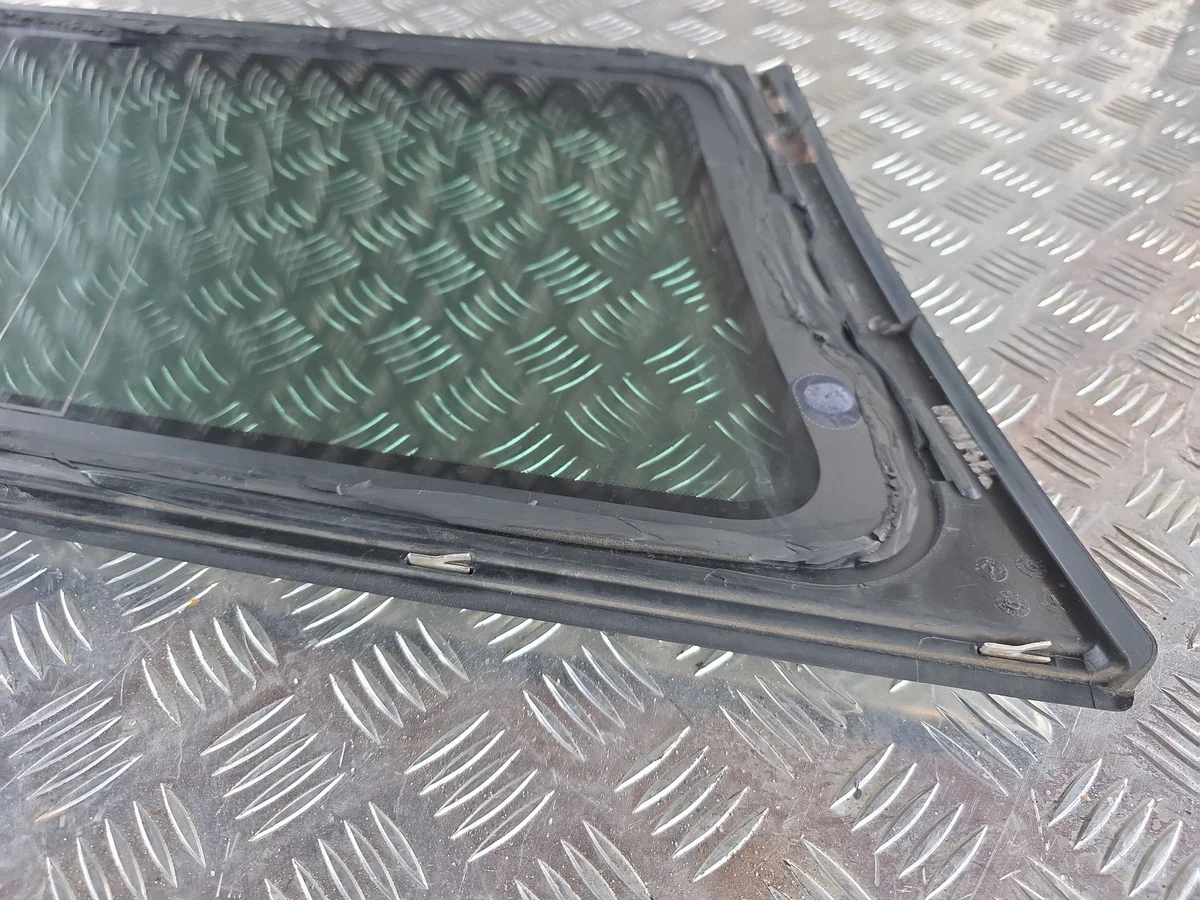 Seitenfenster hinten Volvo XC70 30716753 image 7