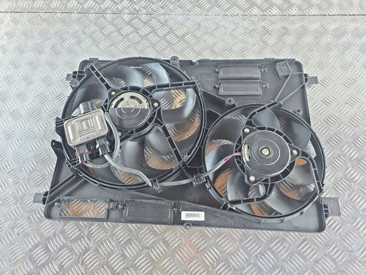 Volvo Jäähdyttimen Tuuletin 30668629