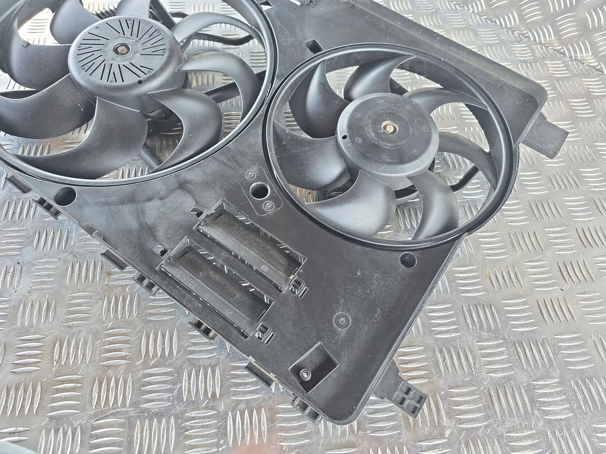 Volvo Ventilateur Refroidissement 30668629 image 10