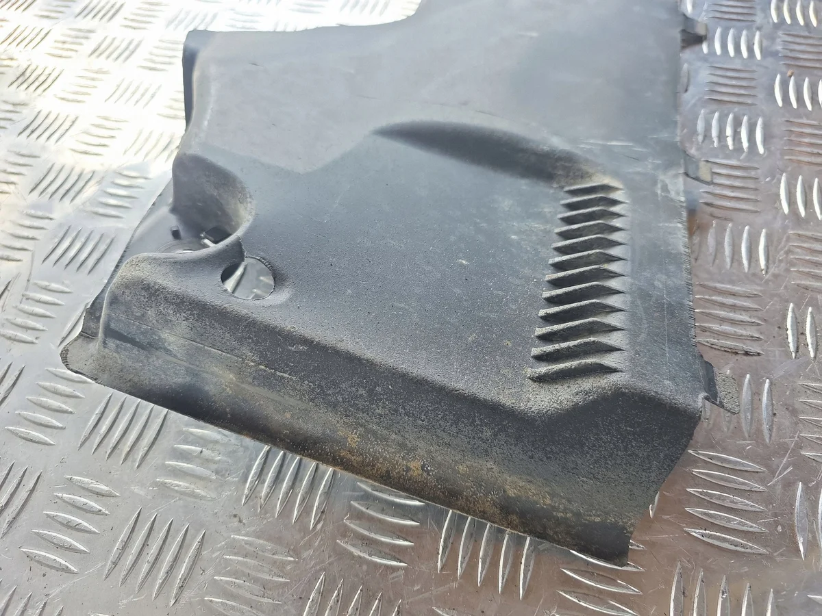 Audi 8K0825202A Unterbodenschutz vorne links image 4