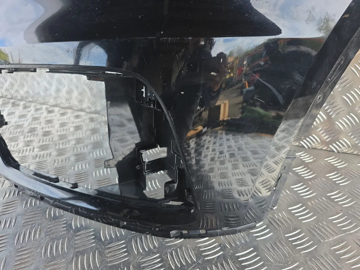 Audi Q5 SQ5 FY 80A807103 Canto Para-choques image 5
