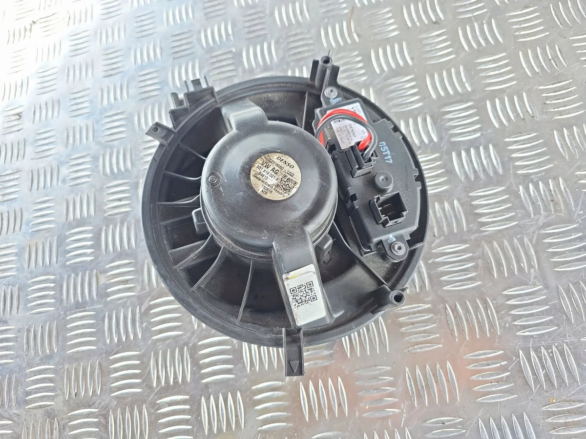 SKODA SUPERB 3 Ventilator 3Q1819021A