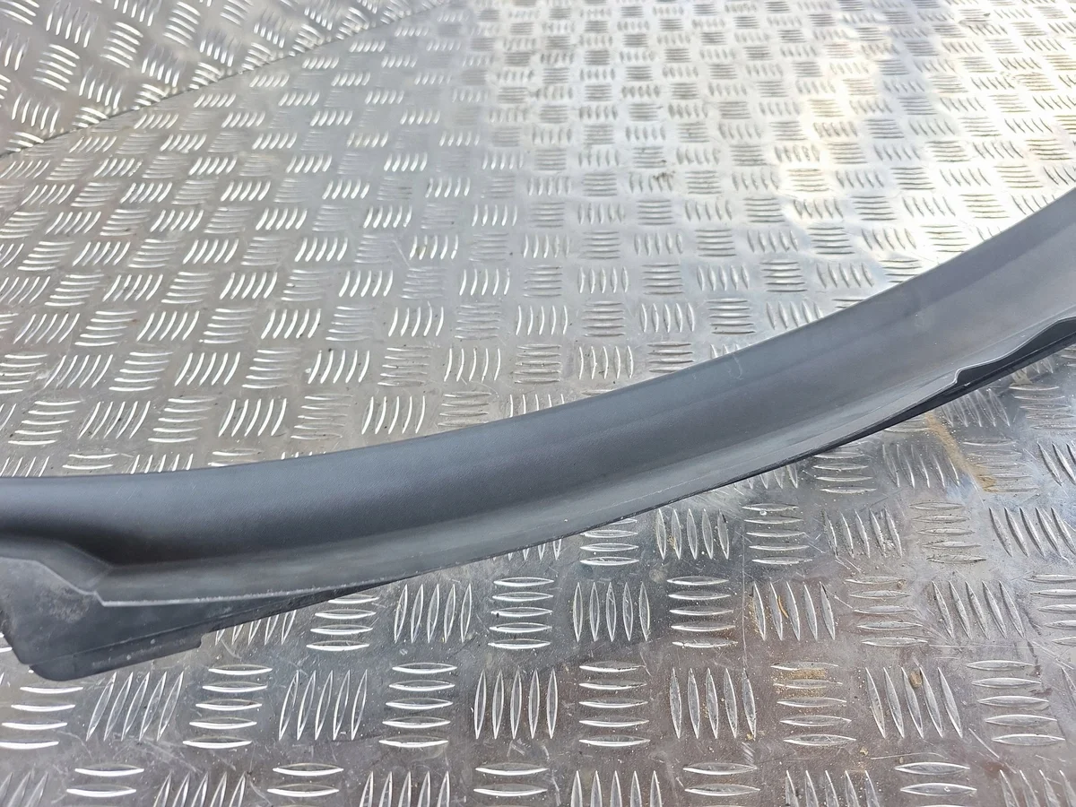 Audi A6 C7 4G1819403 Windlauf image 7