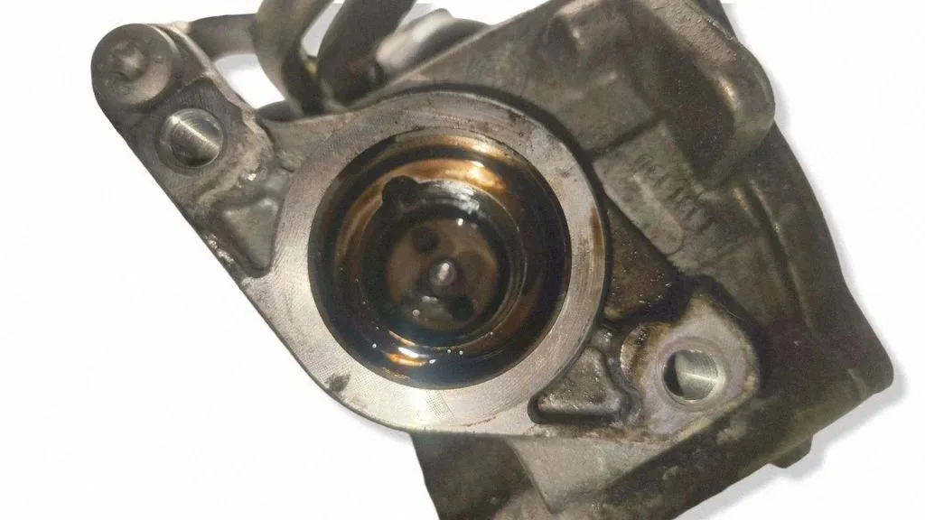 Used Vacuum Pump Audi A5 (8T3) 07085 image 4