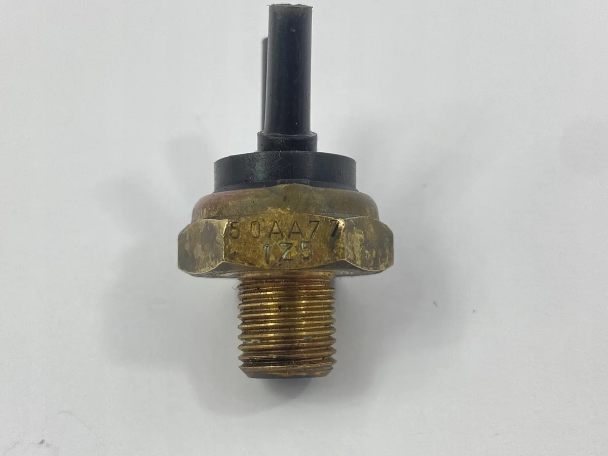 Mercedes W124 W201 Temperatursensor 50AA77 image 8