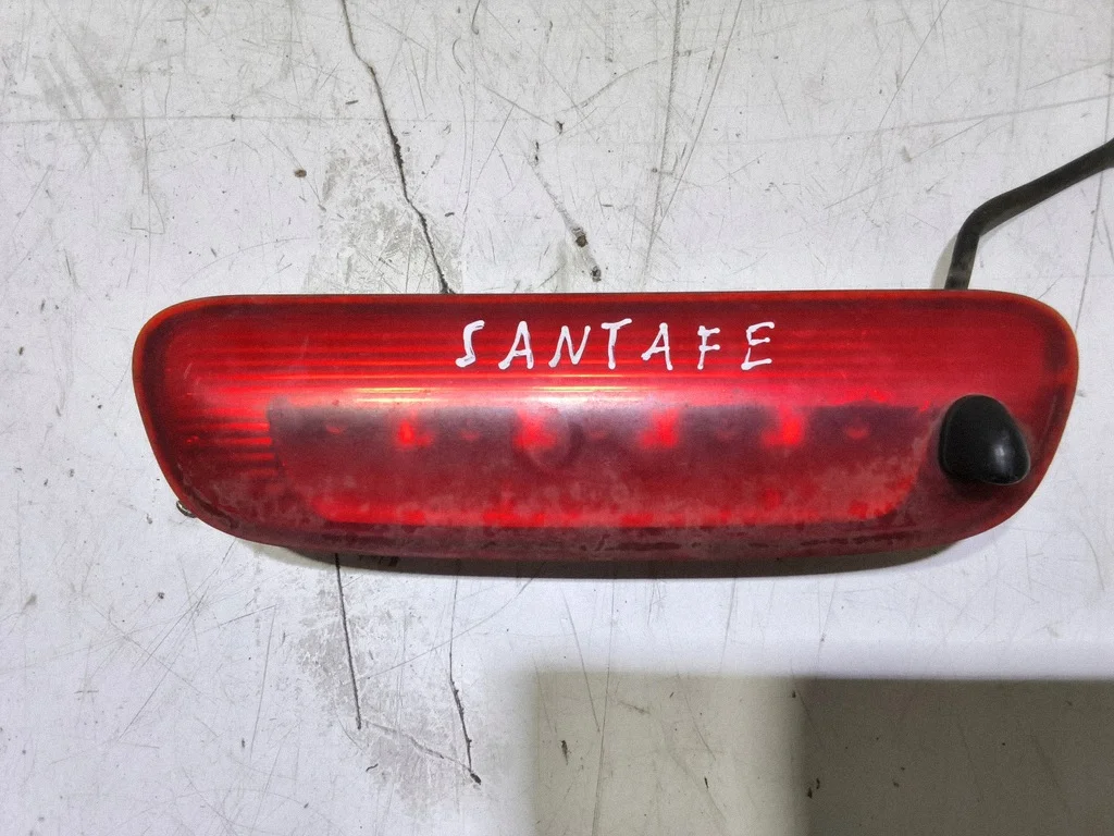 Zusatzbremsleuchte Hyundai Santa Fé II (CM) gebraucht image 4