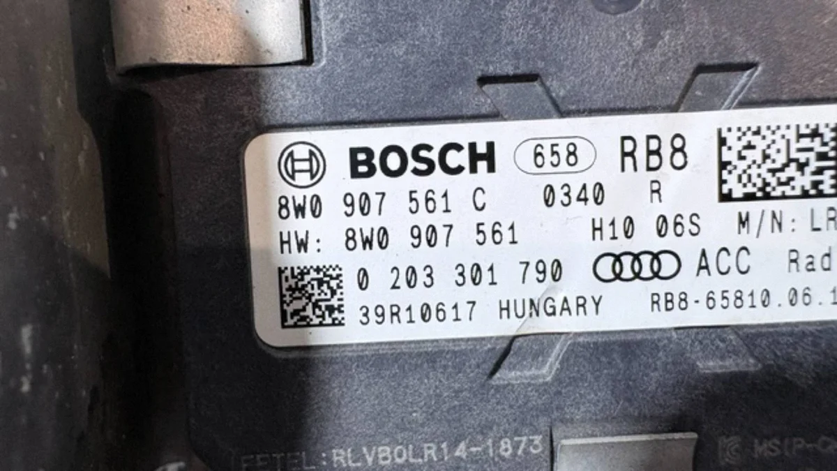 Audi A4 A5 B9 Distronic Radar Sensor 8W0907561C thumbnail 4