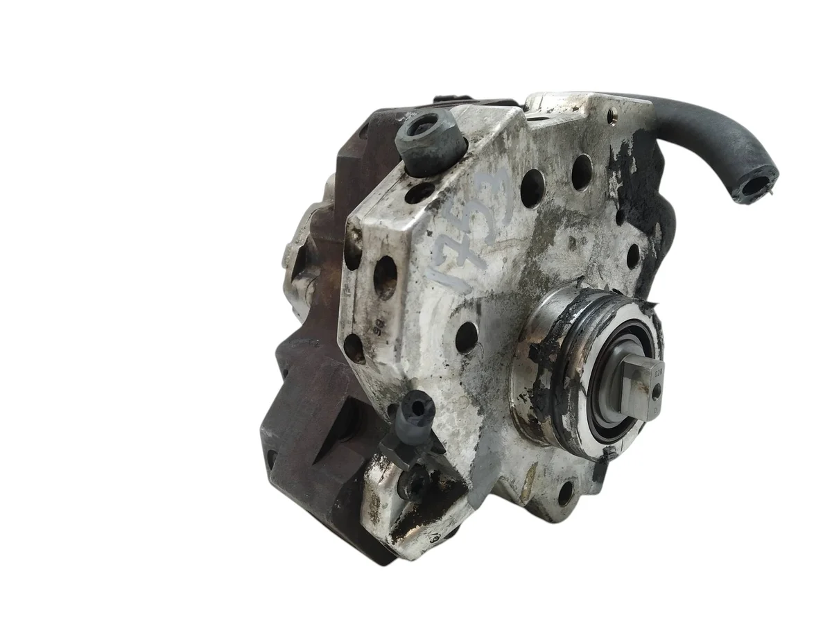 Polttoainepumppu Volvo S60 I 2.4 D