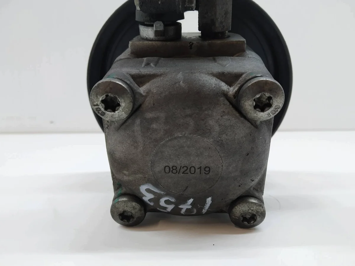 Ohjaustehostimen pumppu Volvo S60 I 2.4 D image 3