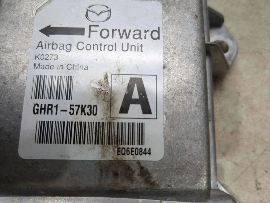 Airbag Steuergerät Mazda 3 III K0273 image 4