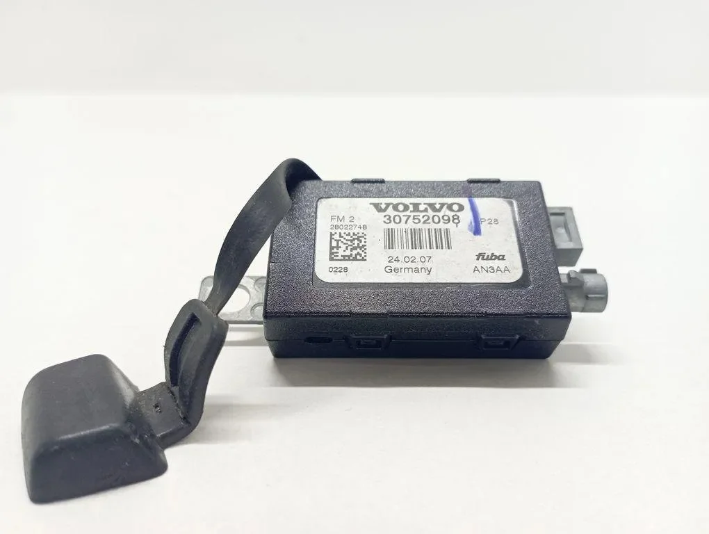 Antenneversterker Volvo XC90 I 28022748