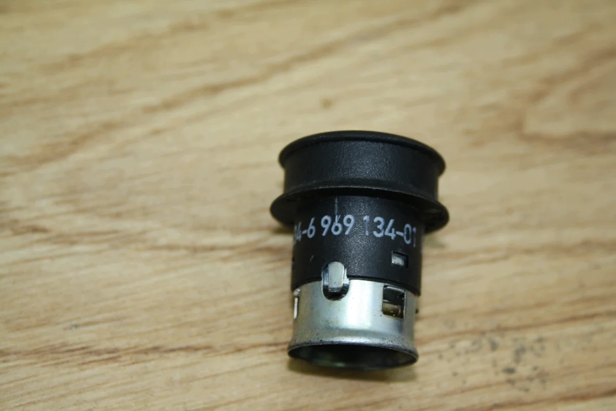 BMW E87 Car Lighter Socket 6969134 image 4