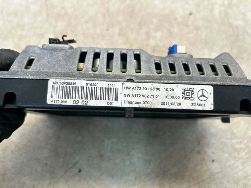MERCEDES-BENZ C (W204) A1729012800 näyttö image 3