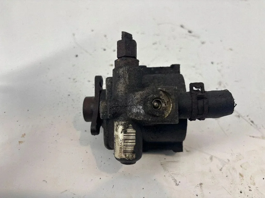 Servodirección Opel Vivaro 3083A2 Usado
