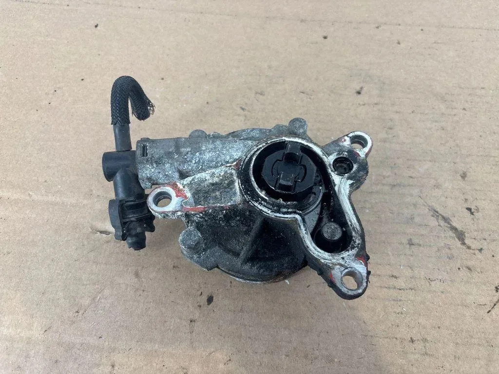 Vakuum pump Opel Vivaro 2431531562