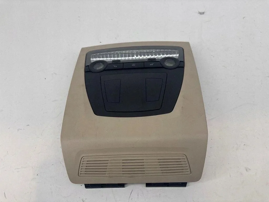 Luce interna BMW 5 (F10) C496364