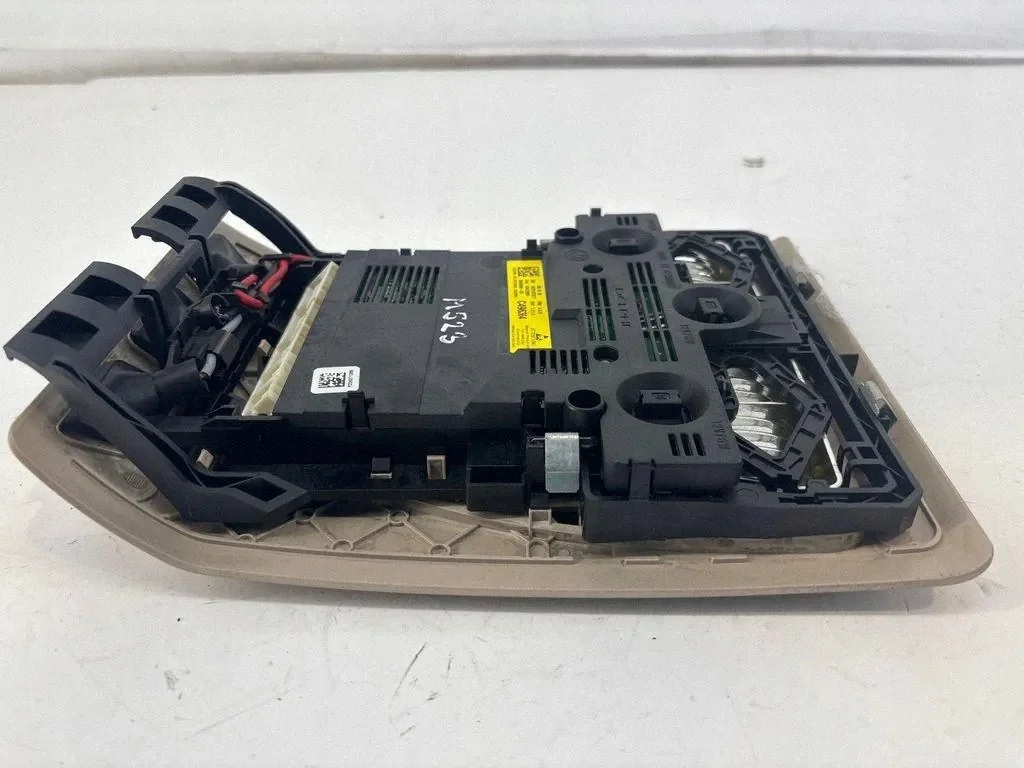 Luce interna BMW 5 (F10) C496364 image 4