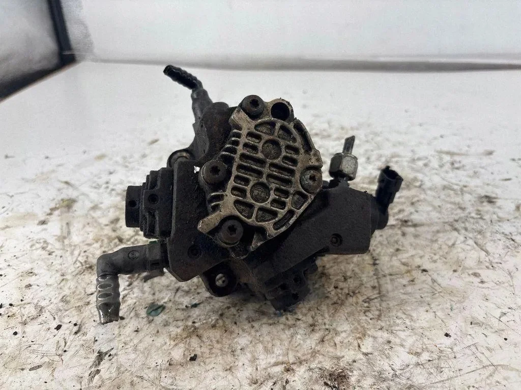 Pompe à carburant RENAULT MASTER III 2.3L
