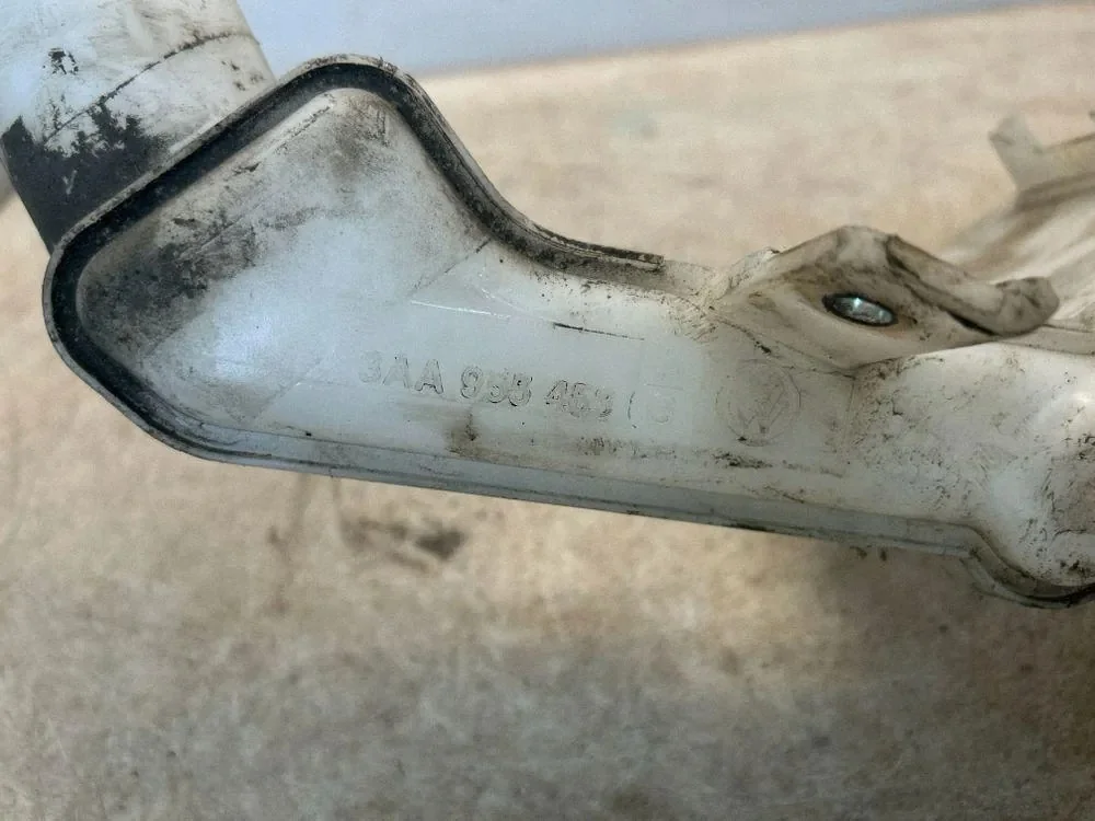 Washer Fluid Reservoir VW Passat B7 3AA955453 image 5