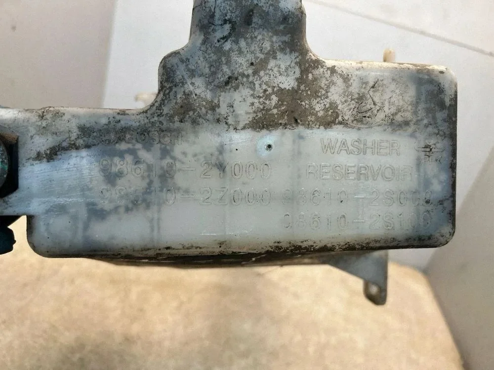 Hyundai Spolarvätskebehållare 986102Z000 image 5