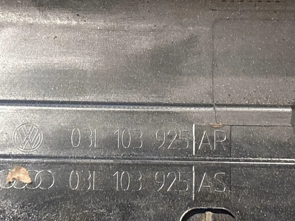 Audi Motorafdekking 03L103925AS Gebruikt image 3