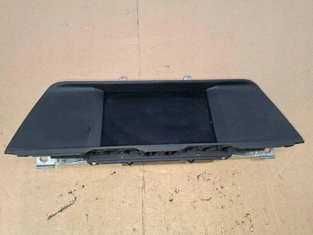 BMW 5 (F10) Navigatiescherm 9243902