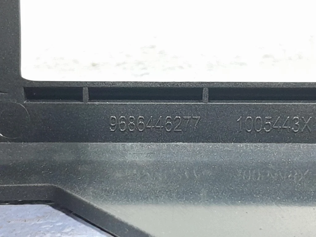 Peugeot 508 I Lift Lüftungsgitter L-352969- image 4