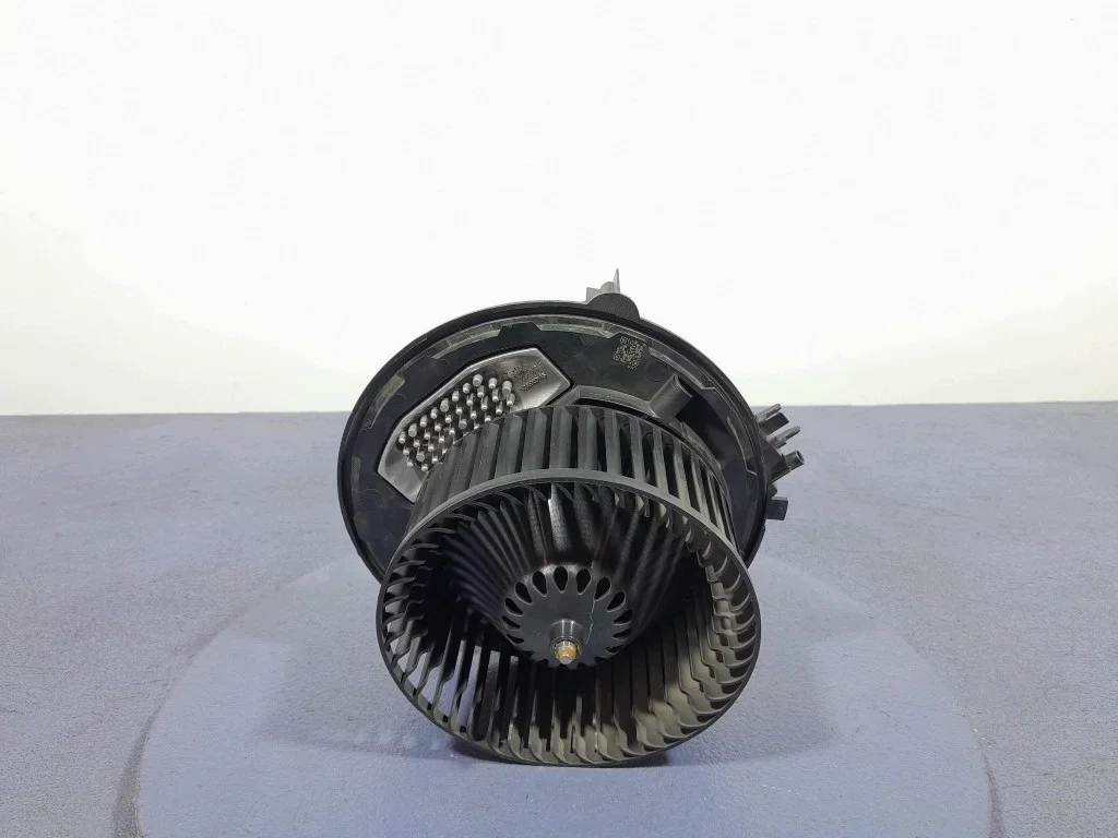 Skoda Octavia IV Luchtverwarming L-353152-