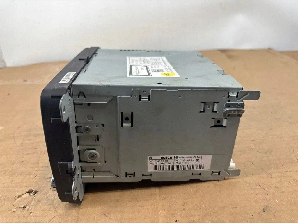 Radio VW Caddy III 1K0035186AN Usato image 3