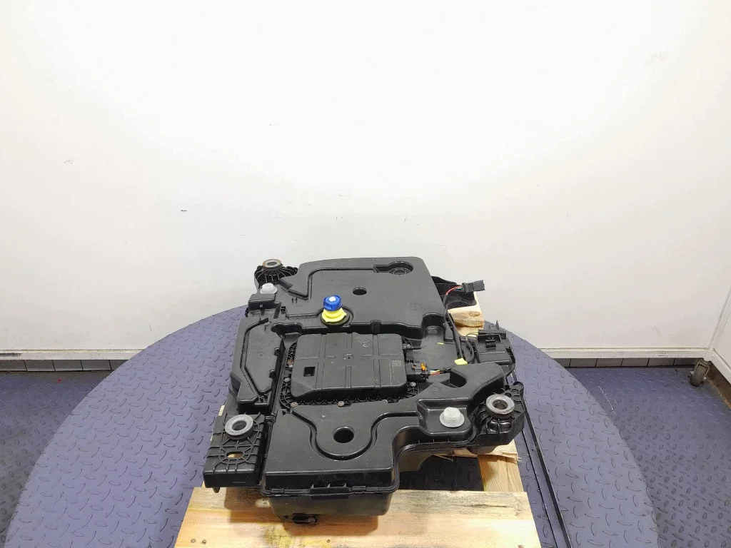 Peugeot 508 AdBlue Tank 2.0 BlueHDi image 4