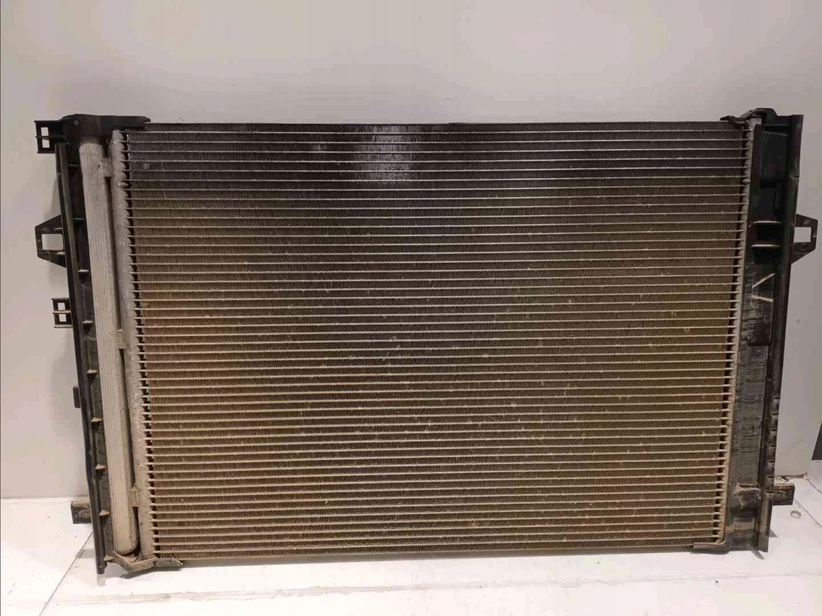 Radiador AC Mercedes-Benz 2465000454 Usado image 7