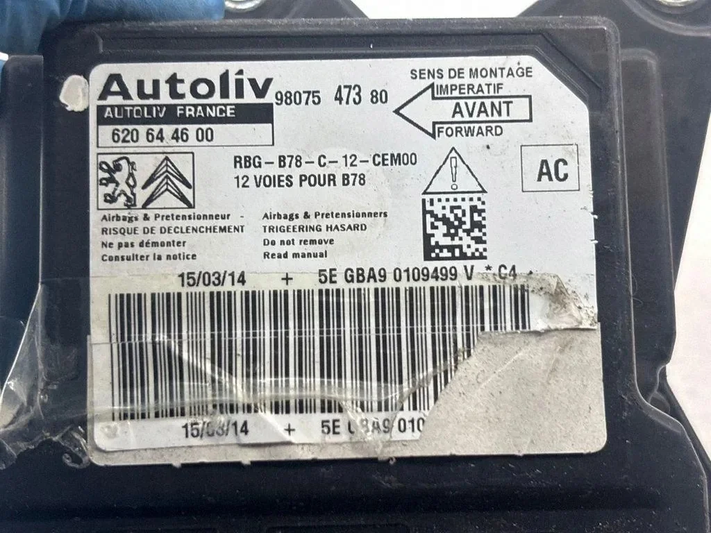 Airbag Modul Citroën C4 Aircross 620644600 image 4