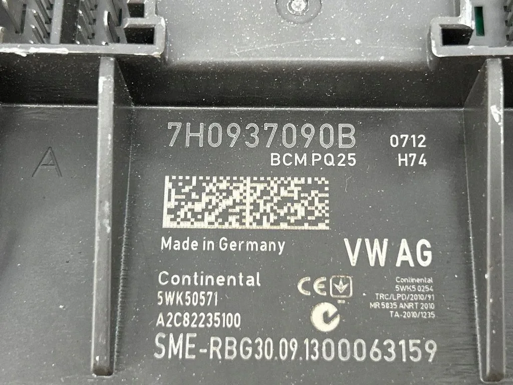 VW Transporter T5 Comfort Module 7H0937090B image 3