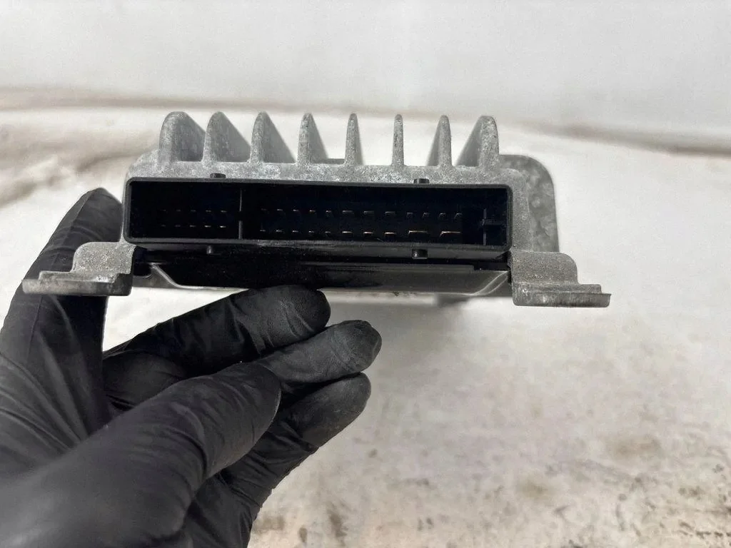Amplificatore Audi OE 8P0035223A Usato image 3