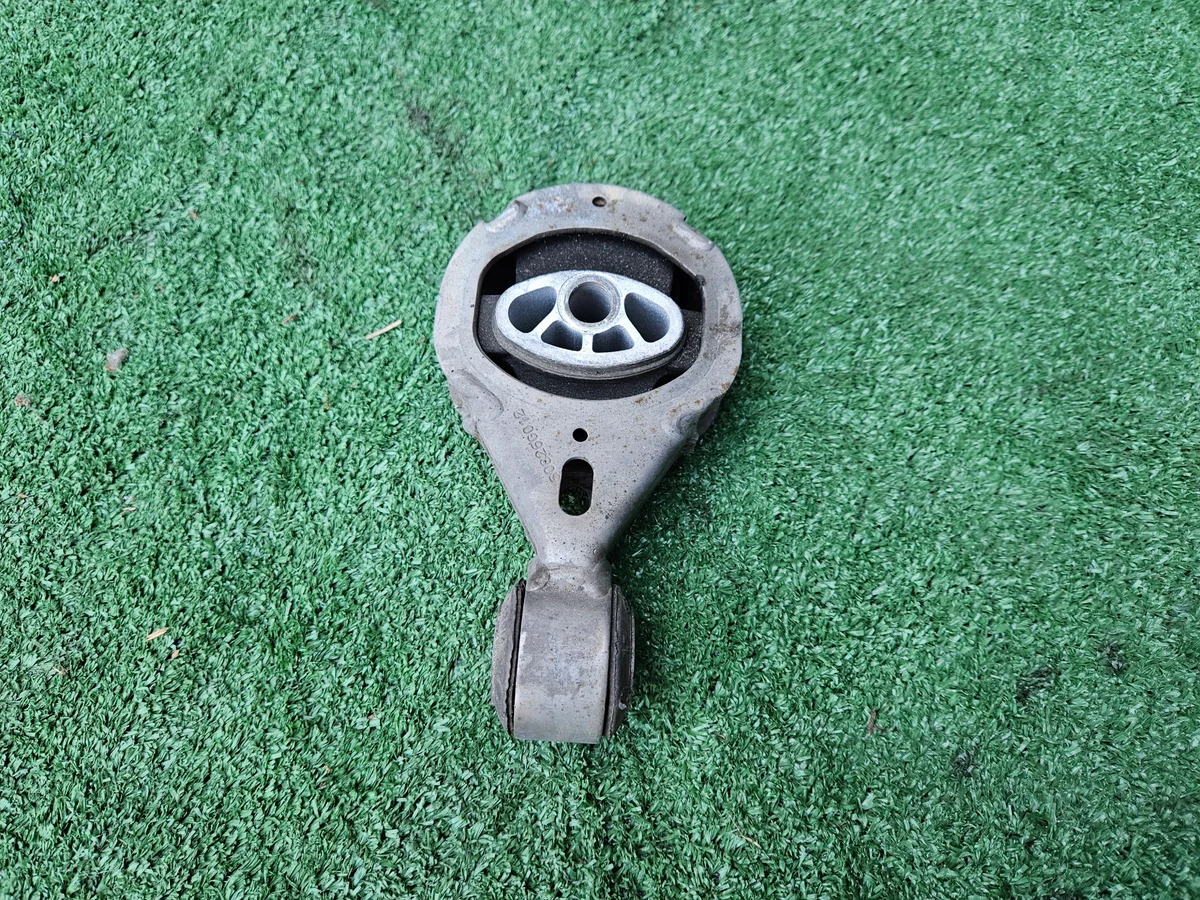 Engine Mount for Renault Scenic III 09- image 5