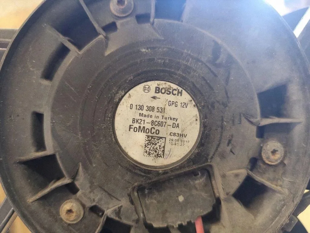 Ventilateur Ford Transit 2019 0130308531 image 4