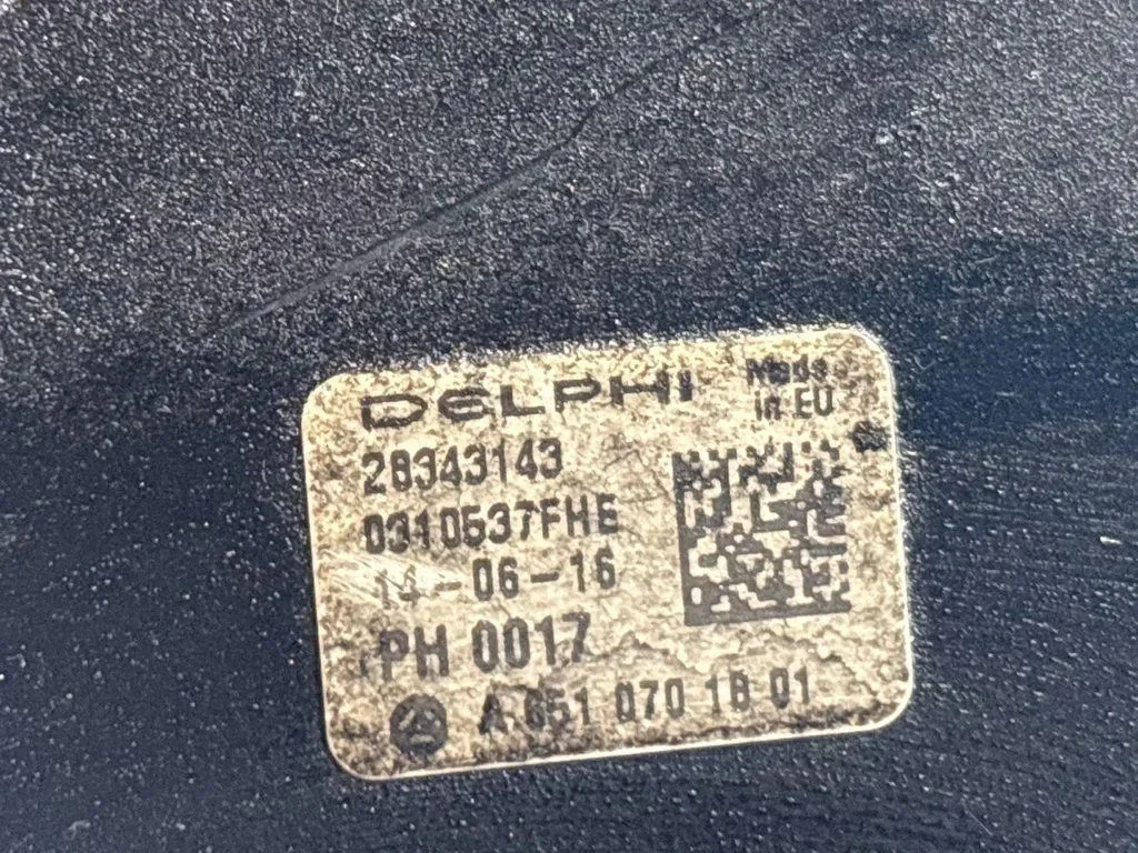 Brandstofpomp Mercedes-Benz C (W204) A6510701801 image 4